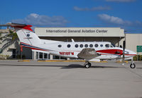 AASLIFEFLIGHT_KINGAIR_N818FW_MIA_1214_jP_small1.jpg