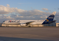 AEROGAL_757-200_HC-CHC_MIA_0109_JP_small1.jpg