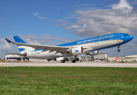 AEROLINEASARGENTINAS_A330-200_LV-FNK_MIA_1016_9_JP_small1.jpg