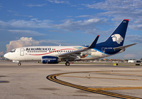 AEROMEXICO_737-700_EI-CTG_MIA_1012F_JP_small~0.jpg