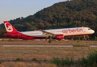 Filename=AIRBERLIN_A321_OE-LCD_RHO_0817_1_JP_small.jpg
Filesize=669KiB
Dimensions=1400x973
Date added=Oct 27, 2017 AIRBERLIN_A321_OE-LCD_RHO_0817_1_JP_small.jpg