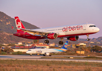 Filename=AIRBERLIN_A321_OE-LCD_RHO_0817_4_JP_small.jpg
Filesize=963KiB
Dimensions=1400x973
Date added=Aug 08, 2019 AIRBERLIN_A321_OE-LCD_RHO_0817_4_JP_small.jpg