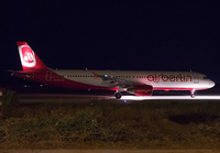 Filename=AIRBERLIN_A321_OE-LCG_RHO_0817A_JP_small.jpg
Filesize=870KiB
Dimensions=1400x973
Date added=Nov 26, 2019 AIRBERLIN_A321_OE-LCG_RHO_0817A_JP_small.jpg