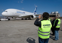 Filename=AIRBUS_A380_F-WWJB_JFK_0409Q_JP_small1.jpg
Filesize=1018KiB
Dimensions=1400x973
Date added=Jul 01, 2017 AIRBUS_A380_F-WWJB_JFK_0409Q_JP_small1.jpg