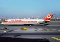 AIRCANADA_DC9_C-FTMX_LGA_1296_JP_small1.jpg