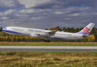 AIRCHINA_A340-300_B-18807_FRA_1107_JP_small2.jpg