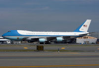 Filename=AIRFORCE-ONE_JFK_0909b.jpg
Filesize=136KiB
Dimensions=1000x695
Date added=Sep 29, 2009 AIRFORCE-ONE_JFK_0909b.jpg