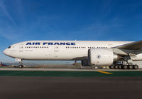 Filename=AIRFRANCE_777-300_F-GSQD_LAX_1110D_JP_small1.jpg
Filesize=199KiB
Dimensions=1299x903
Date added=Mar 06, 2016 AIRFRANCE_777-300_F-GSQD_LAX_1110D_JP_small1.jpg