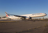 Filename=AIRFRANCE_777-300_F-GSQV_JFK_0915_3_JP_small.jpg
Filesize=263KiB
Dimensions=1299x903
Date added=Dec 18, 2015 AIRFRANCE_777-300_F-GSQV_JFK_0915_3_JP_small.jpg