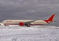 AIRINDIA_777-300_VT-ALP_JFK_0111_JP_-2small.jpg