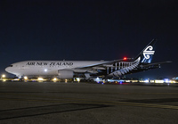 AIRNEWZEALAND_777-200_ZK-OKC_LAX_1114R_10_JP__smalljpg.jpg