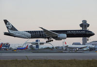 Filename=AIRNEWZEALAND_777-300_ZK-OKQ_LAX_0912L_JP_small.jpg
Filesize=131KiB
Dimensions=1000x695
Date added=Oct 13, 2012 AIRNEWZEALAND_777-300_ZK-OKQ_LAX_0912L_JP_small.jpg