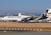 Filename=AIRNEWZEALAND_787-9_ZK-NZI_NRT_0117Q_JP_small.jpg
Filesize=1019KiB
Dimensions=1400x973
Date added=Aug 08, 2017 AIRNEWZEALAND_787-9_ZK-NZI_NRT_0117Q_JP_small.jpg