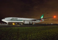 Filename=ALITALIA_777-200_EI-ISO_JFK_0513B_JP_small.jpg
Filesize=174KiB
Dimensions=1000x695
Date added=Sep 20, 2013 ALITALIA_777-200_EI-ISO_JFK_0513B_JP_small.jpg