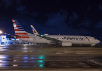 AMERICAN_737-800_N940NN_MIA_1221_JP_small.jpg