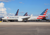 AMERICAN_757-200_N189AN_MIA_1014D_JP_small.jpg