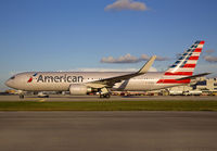 AMERICAN_767-300_N373AA_MIA_1013E_JP_small.jpg