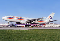 AMERICAN_A300_N7076A_MIA_0197_JP_small2.jpg