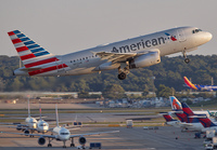 AMERICAN_A319_N810AW_ATL_0818_5_JP_small.jpg