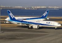 ANA_777-200_JA745A_HND_0119_JP_small.jpg