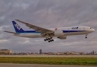 ANA_777-200_N715A_LAX_1111C_JP_small1.jpg