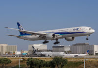 ANA_777-300_JA735A_LAX_0616_4_JP_small.jpg