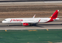 AVIANCA_A321_N697AV_LAX_1114D_JP_small1.jpg