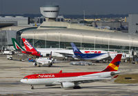 Filename=AVIANCA_LAN_TAM_ALITALIA_MIA_0113_JP_small.jpg
Filesize=234KiB
Dimensions=1000x695
Date added=May 02, 2013 AVIANCA_LAN_TAM_ALITALIA_MIA_0113_JP_small.jpg