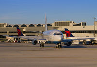 Filename=BAHAMASAIR_737-200_C6-BFW_MIA_1211_JP_small1.jpg
Filesize=297KiB
Dimensions=1299x903
Date added=May 11, 2016 BAHAMASAIR_737-200_C6-BFW_MIA_1211_JP_small1.jpg