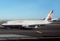 CANADIAN_737-200_C-GGPW_LGA_1095_JP_MAIN_small.jpg