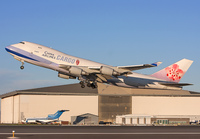 Filename=CHINAAIRLINESCARGO_747-400F_B-18717_SFO_0209E_JP_small1.jpg
Filesize=853KiB
Dimensions=1400x973
Date added=Oct 01, 2017 CHINAAIRLINESCARGO_747-400F_B-18717_SFO_0209E_JP_small1.jpg