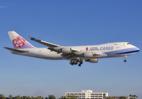 Filename=CHINAAIRLINESCARGO_747-400F_B-18725_MIA_1019_1_JP_small.jpg
Filesize=790KiB
Dimensions=1400x973
Date added=Jun 24, 2021 CHINAAIRLINESCARGO_747-400F_B-18725_MIA_1019_1_JP_small.jpg
