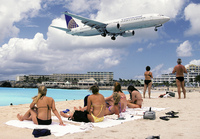 CONTINENTAL_737-800_SXM_JP_small.jpg