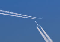 Filename=CONTRAILS_FRA_1112C_JP_small.jpg
Filesize=140KiB
Dimensions=1000x695
Date added=Nov 21, 2013 CONTRAILS_FRA_1112C_JP_small.jpg