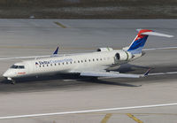 DELTACONNECTION_CRJ700_N354CA_MIA_0204_JP_small.jpg