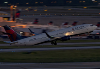 DELTA_737-800_N377DE_ATL_0818_JP_small.jpg