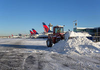DELTA_757-200_N710TW_JFK_0115_jP_small.jpg