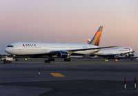 Filename=DELTA_BRITISHAIRWAYS_JFK_0913_JP_small.jpg
Filesize=117KiB
Dimensions=1000x695
Date added=Nov 18, 2013 DELTA_BRITISHAIRWAYS_JFK_0913_JP_small.jpg