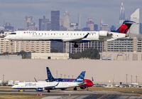 DELTA_JETBLUE_ALASKA_JFK_0919_JP_small.jpg