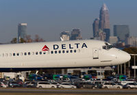 DELTA_MD80_N932DL_CLT_1112D_JP_small.jpg