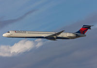 DELTA_MD90_N903DA_LAX_0209E_JP_small.jpg