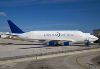 Filename=DREAMLIFTER_747_N747BC_MIA_0611P_JP_small.jpg
Filesize=151KiB
Dimensions=1000x695
Date added=Jan 30, 2012 DREAMLIFTER_747_N747BC_MIA_0611P_JP_small.jpg