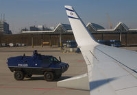 Filename=ELAL_737-800_MUC_0212B_JP_small.jpg
Filesize=147KiB
Dimensions=1000x695
Date added=Mar 07, 2012 ELAL_737-800_MUC_0212B_JP_small.jpg