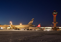 Filename=ELAL_777-200_4X-ECA_JFK_0115C_JP_small1.jpg
Filesize=901KiB
Dimensions=1400x973
Date added=Feb 23, 2019 ELAL_777-200_4X-ECA_JFK_0115C_JP_small1.jpg