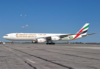 Filename=EMIRATES_A340-500_A6-ERF_JFK_0905H_JP_small.jpg
Filesize=778KiB
Dimensions=1400x973
Date added=Jan 14, 2019 EMIRATES_A340-500_A6-ERF_JFK_0905H_JP_small.jpg
