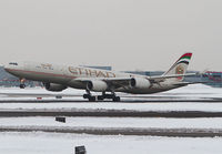 Filename=ETIHAD_A340-500_A6-EHB_JFK_0111_JP_small.jpg
Filesize=141KiB
Dimensions=1000x695
Date added=Jun 26, 2012 ETIHAD_A340-500_A6-EHB_JFK_0111_JP_small.jpg