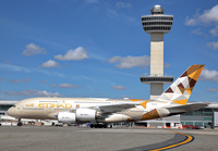 Filename=ETIHAD_A380_A6-APA_JFK_0916_2_JP_small.jpg
Filesize=717KiB
Dimensions=1400x973
Date added=Feb 20, 2018 ETIHAD_A380_A6-APA_JFK_0916_2_JP_small.jpg