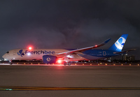 Filename=FRENCHBEE_A350-900_F-HREV_MIA_0125A_jP_small.jpg
Filesize=836KiB
Dimensions=1400x973
Date added=Feb 12, 2025 FRENCHBEE_A350-900_F-HREV_MIA_0125A_jP_small.jpg