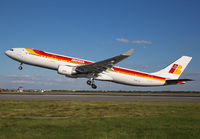 Filename=IBERIA_A330-300_EC-LXK_JFK_0913C_JP_small.jpg
Filesize=156KiB
Dimensions=1000x695
Date added=May 05, 2014 IBERIA_A330-300_EC-LXK_JFK_0913C_JP_small.jpg