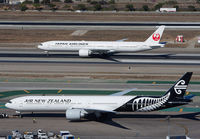 Filename=JAL_AIRNEWZEALAND_777-300_LAX_1114_jP_small.jpg
Filesize=362KiB
Dimensions=1299x903
Date added=May 08, 2015 JAL_AIRNEWZEALAND_777-300_LAX_1114_jP_small.jpg